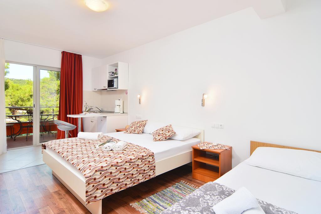 Apartments Juka هفار الغرفة الصورة